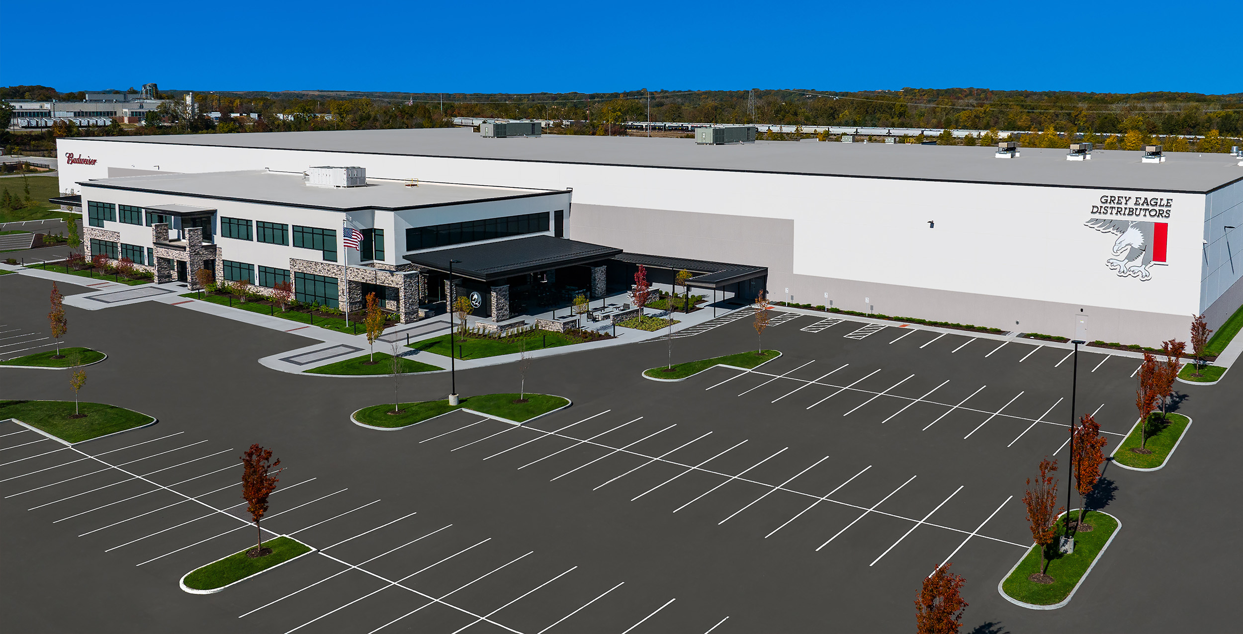 1_header full grey eagle distributors grey eagle distributors architecture interior design environmental graphics workplace industrial