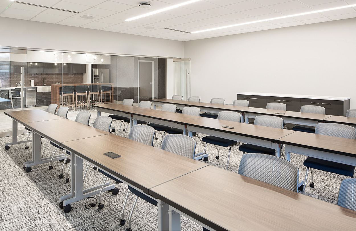 3_image + text_kingdom capital kingdom capital interior architecture interior design workplace