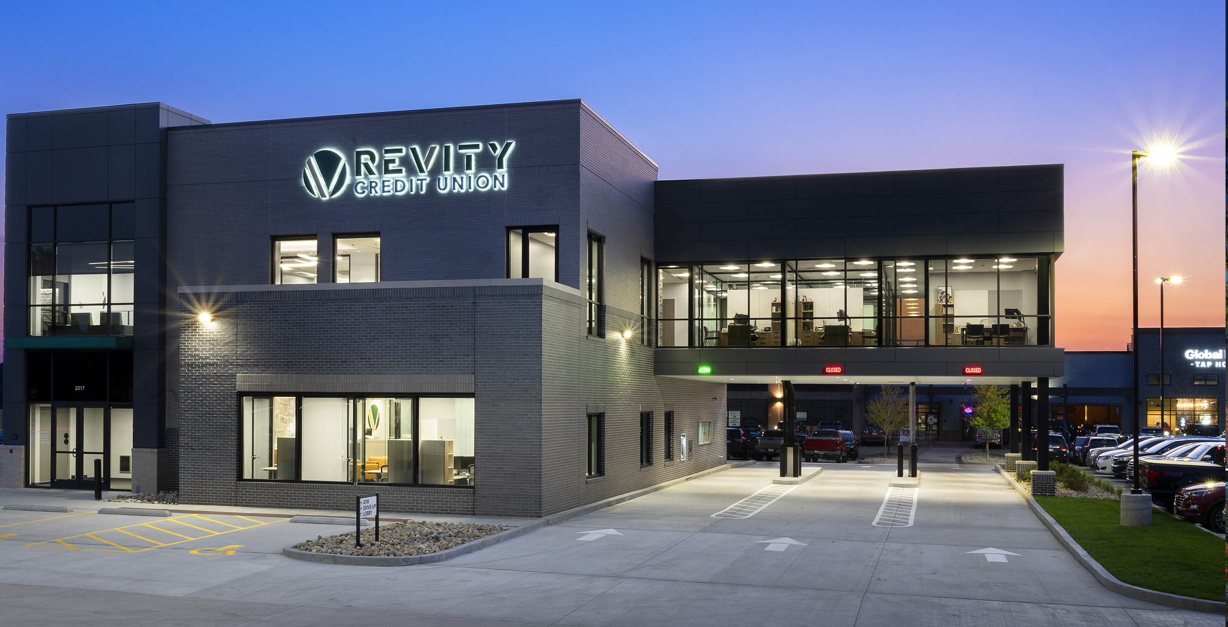 1_header full revity credit union revity credit union edwardsville retail architecture interior design