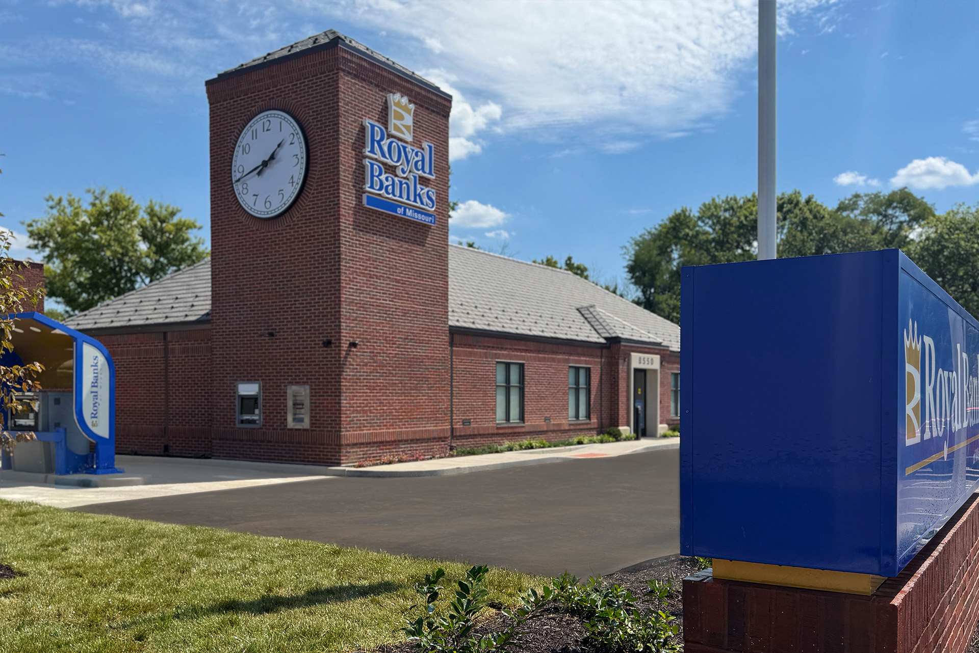 royal banks @ u city architecture interior design retail